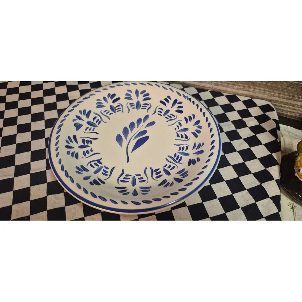 Casa Cristina Blue and White Ceramic Dinner Plates Set of 2 Floral Leaf 10.75